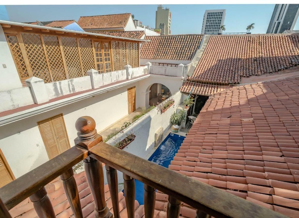 Hermosa Casa Macia En Centro Historico Cartagena/ Beatiful House Macia In Historic Center In