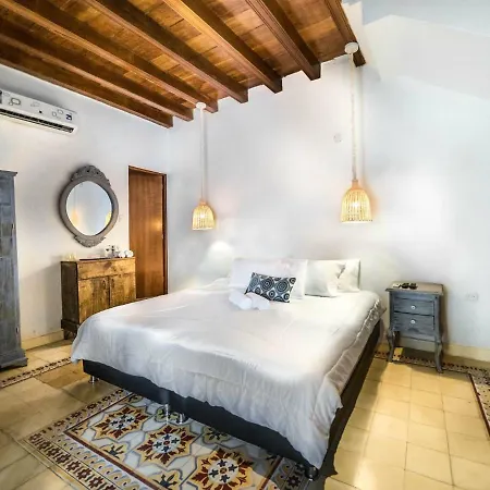 Pensión Hermosa Casa Macia En Centro Historico Cartagena/ Beatiful House Macia In Historic Center In