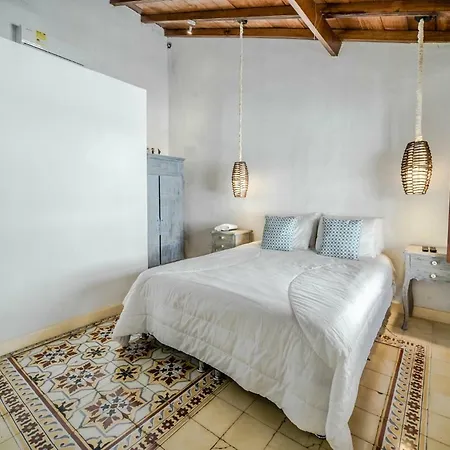 Hermosa Casa Macia En Centro Historico Cartagena/ Beatiful House Macia In Historic Center In * Cartagena